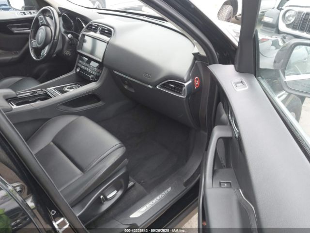 2019 JAGUAR F-PACE SADCJ2FN5KA361623 Photo 4