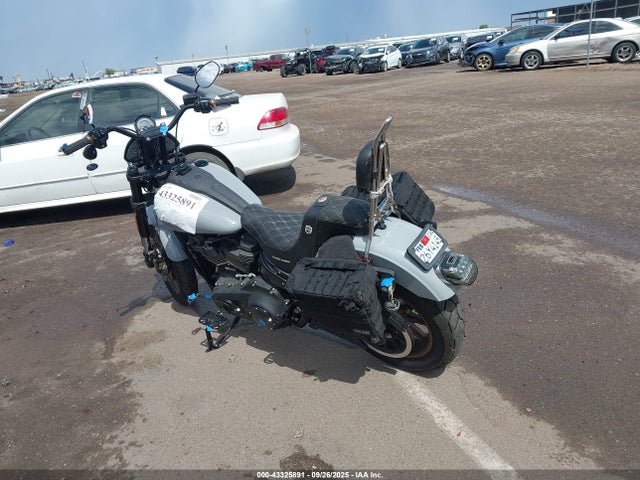 1HD1YWZ26RB052012 Harley-Davidson FXLRS