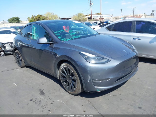 2022 TESLA MODEL Y 7SAYGAEE7NF550199 Photo 0