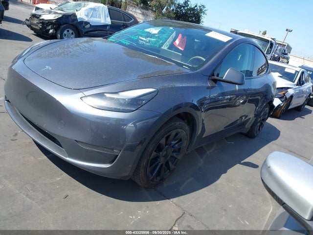 2022 TESLA MODEL Y 7SAYGAEE7NF550199 Photo 1