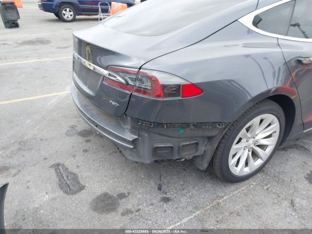 2019 TESLA MODEL S 5YJSA1E24KF299762 Photo 3