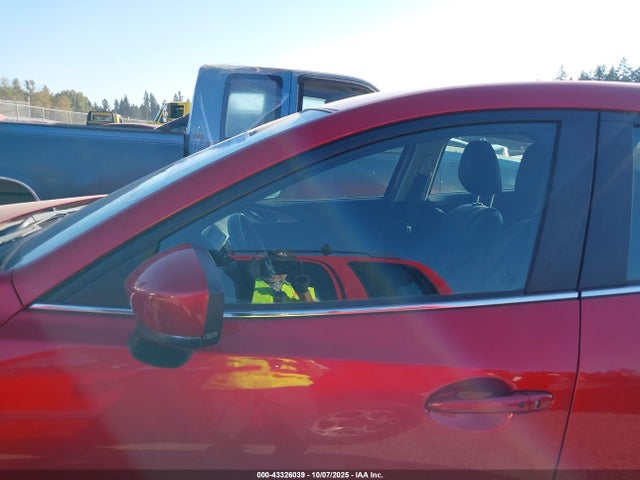 3MZBN1V32JM187045 Mazda py