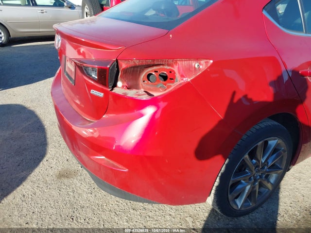 3MZBN1V32JM187045 Mazda py