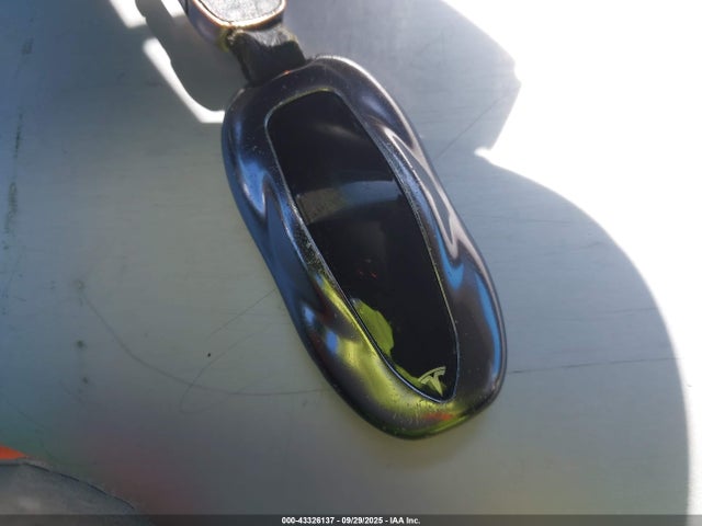 2014 TESLA MODEL S 5YJSA1H23EFP64306 Photo 10