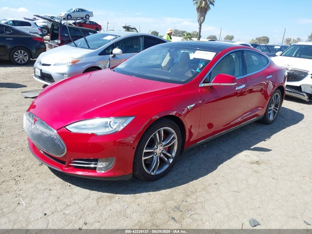 2014 TESLA MODEL S 5YJSA1H23EFP64306 Photo 1