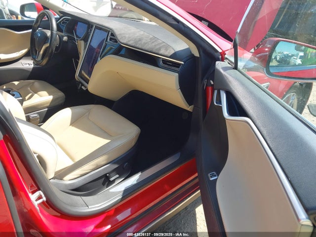 2014 TESLA MODEL S 5YJSA1H23EFP64306 Photo 4