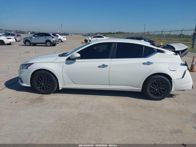 Nissan 2020 2020 1N4BL4BV3LN313668 Image 14