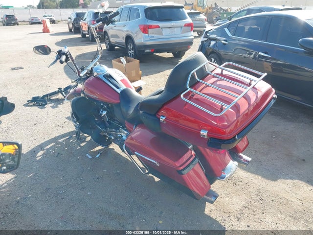 2018 HARLEY-DAVIDSON FLHTK 1HD1KED10JB635867 Photo 2