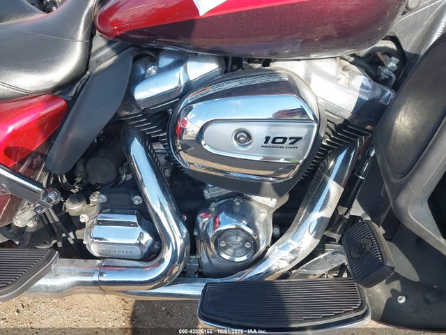 2018 HARLEY-DAVIDSON FLHTK 1HD1KED10JB635867 Photo 7