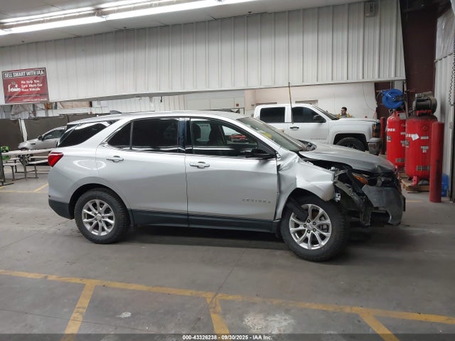 3GNAXKEV4KS524111 Chevrolet EQUINOX LT