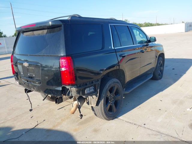 Chevrolet Tahoe Lt 2017 1GNSCBKC5HR356607 Image 4