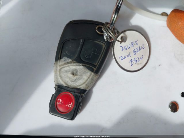 2001 MERCEDES-BENZ E 320 WDBJF65J81B279628 Photo 10