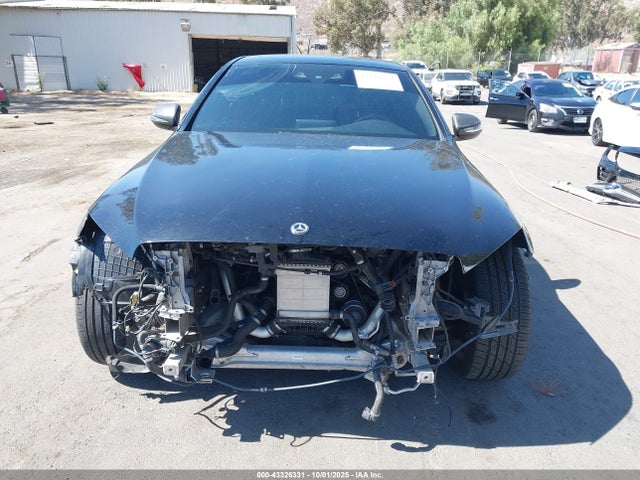 Mercedes-Benz 2016 2016 55SWF6EBXGU133381 Image 13