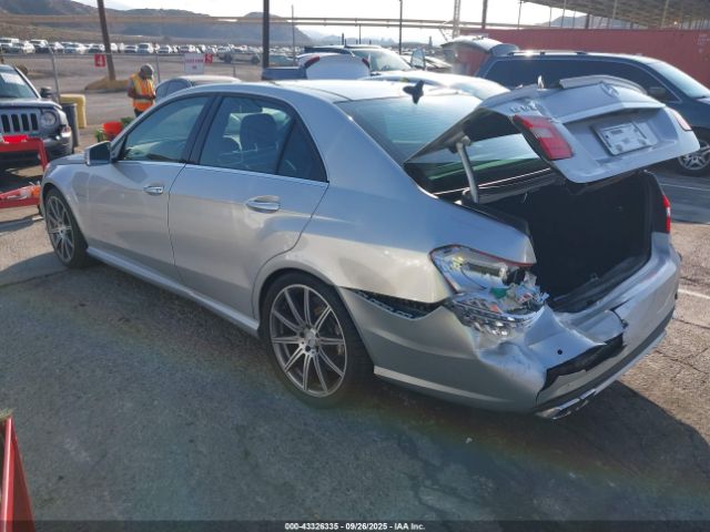 2012 MERCEDES-BENZ E 63 AMG WDDHF7EB5CA501989 Photo 2