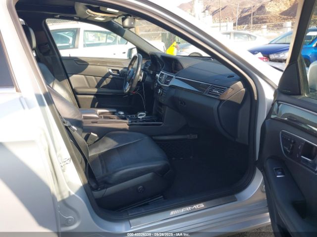 2012 MERCEDES-BENZ E 63 AMG WDDHF7EB5CA501989 Photo 4
