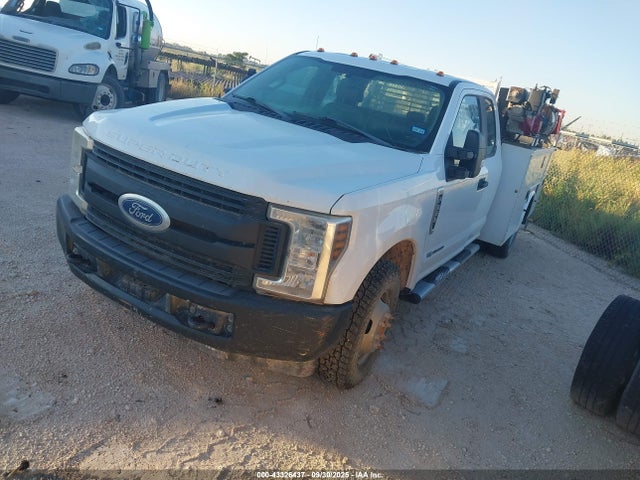 1FD8X3GT3KEC15244 Ford 2019