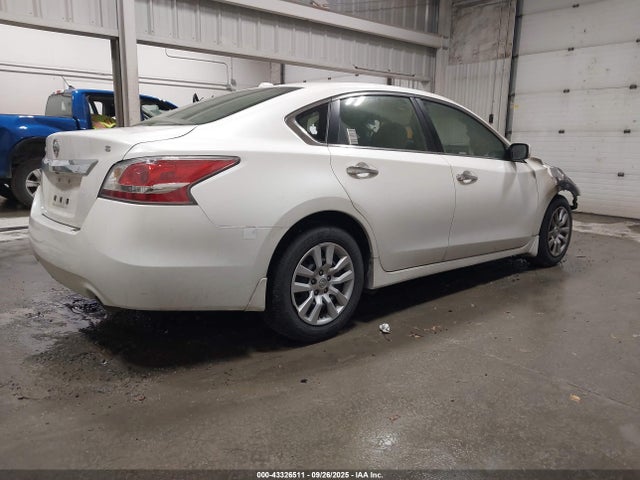 Nissan 2015 2015 1N4AL3AP4FC153289 Image 4