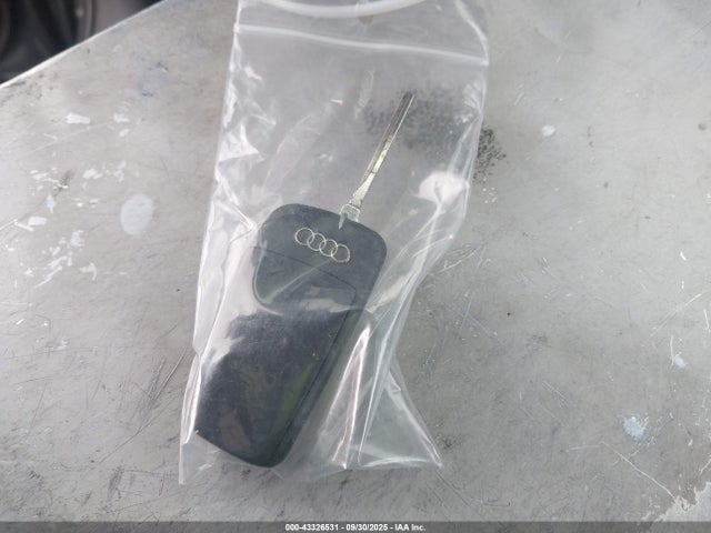 2016 AUDI Q3 WA1GFCFS6GR002617 Photo 10