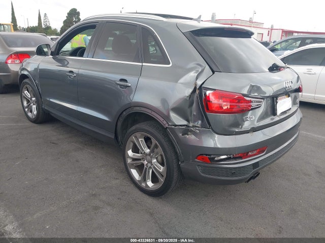 2016 AUDI Q3 WA1GFCFS6GR002617 Photo 2