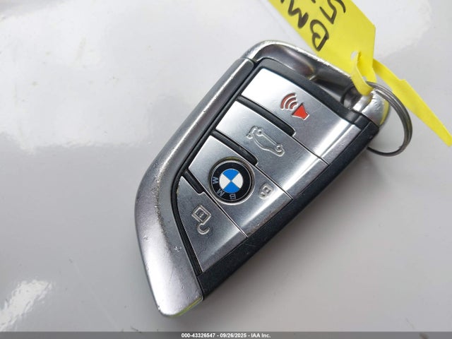 WBAJA5C3XHG897140 BMW 2017