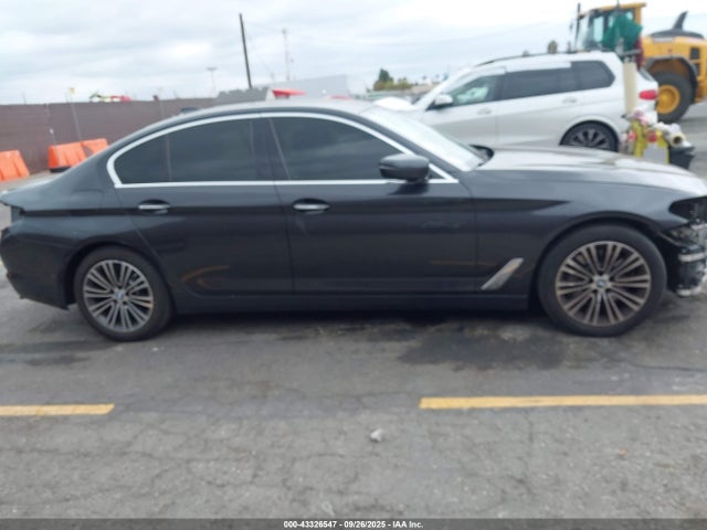 WBAJA5C3XHG897140 BMW 2017