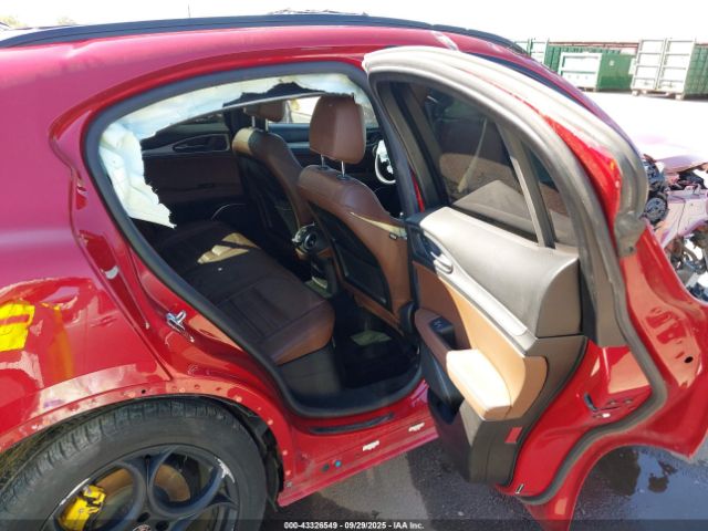 2018 ALFA ROMEO STELVIO ZASFAKNN7J7B82691 Photo 7