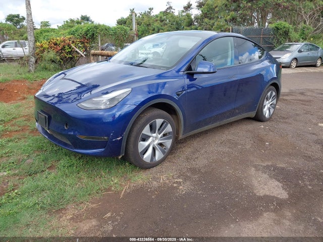 2023 TESLA MODEL Y 7SAYGDEE2PF927932 Photo 1