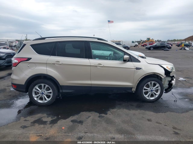 1FMCU9G98HUA25769 Ford 2017