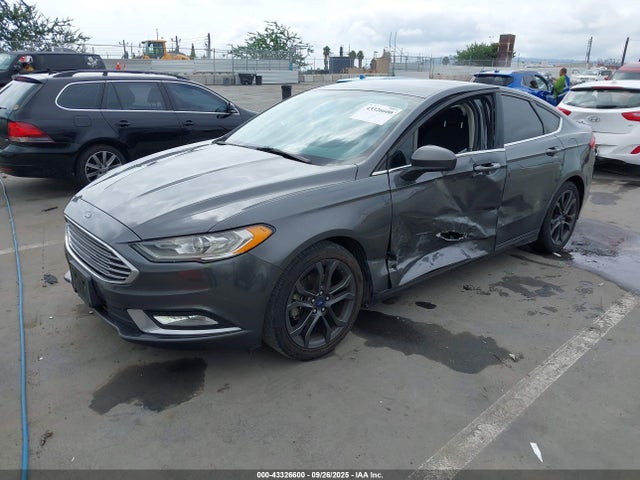 Ford 2018 2018 3FA6P0G7XJR127631 Image 2