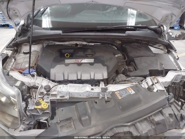 Ford FOCUS ST 2014 1FADP3L91EL453628 Image 10