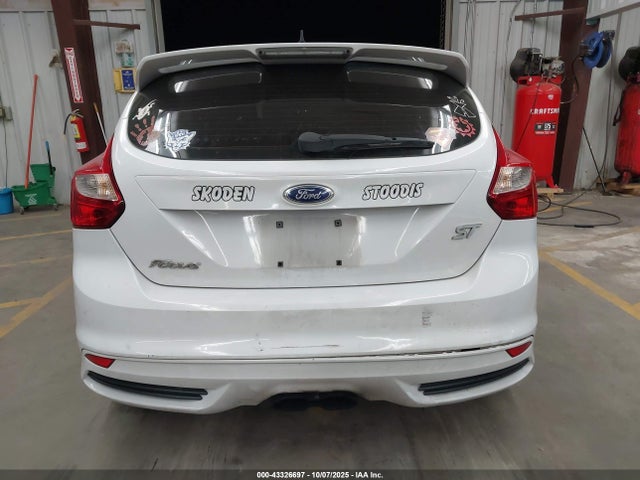 Ford FOCUS ST 2014 1FADP3L91EL453628 Image 17