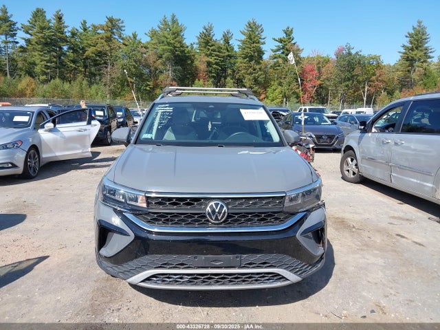 Volkswagen Taos 2022 3VVPX7B24NM036135 Image 13