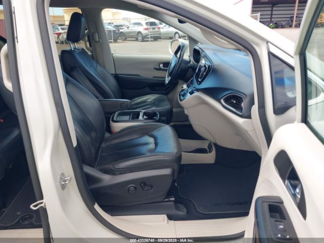 2020 CHRYSLER PACIFICA 2C4RC1BG9LR128679 Photo 4