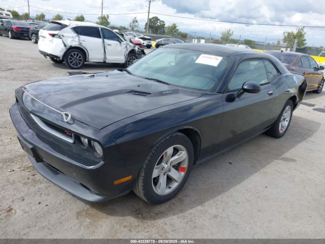 2014 DODGE CHALLENGER 2C3CDYBT6EH229572 Photo 1