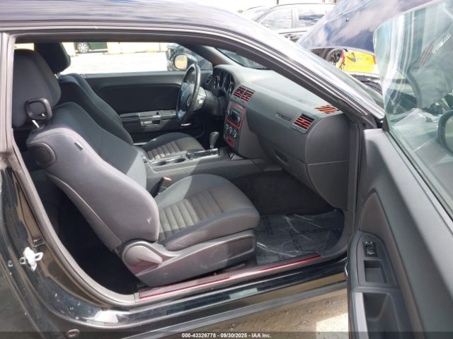 2014 DODGE CHALLENGER 2C3CDYBT6EH229572 Photo 4