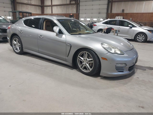 2010 PORSCHE PANAMERA WP0AB2A74AL062832
