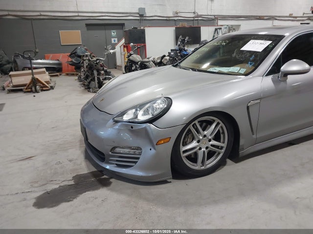 2010 PORSCHE PANAMERA WP0AB2A74AL062832 Photo 5