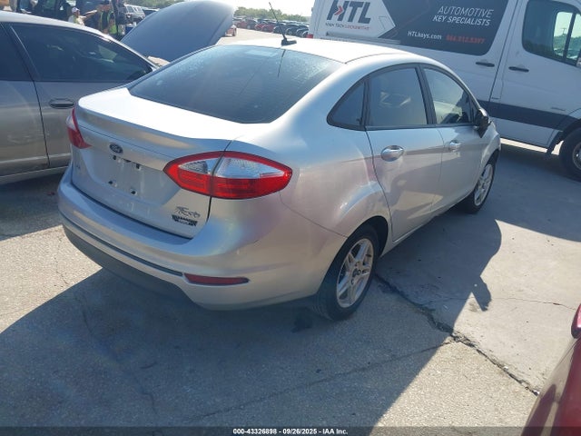 Ford Fiesta 2019 3FADP4BJ0KM129758 Image 4