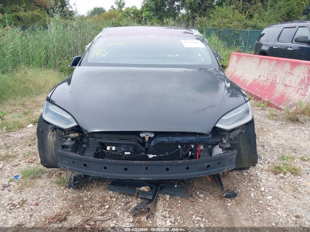 2017 TESLA MODEL X 5YJXCAE22HF041135 Photo 5