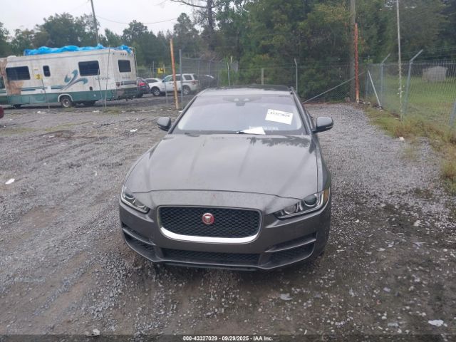 2017 JAGUAR XE SAJAK4BN3HA951184 Photo 5
