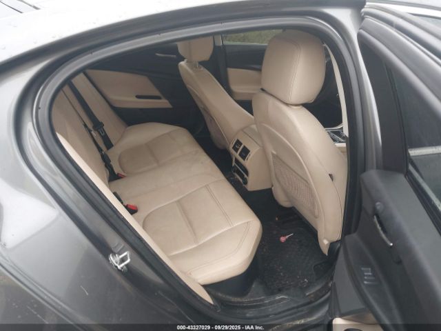 2017 JAGUAR XE SAJAK4BN3HA951184 Photo 7