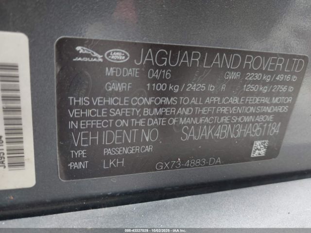 2017 JAGUAR XE SAJAK4BN3HA951184 Photo 8