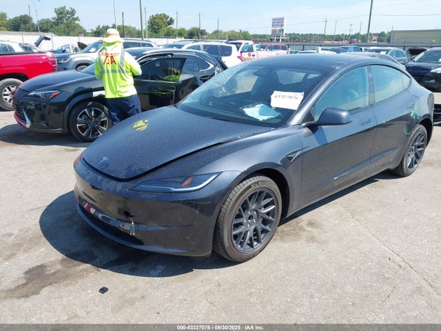 2025 TESLA MODEL 3 5YJ3E1EA1SF038993 Photo 1