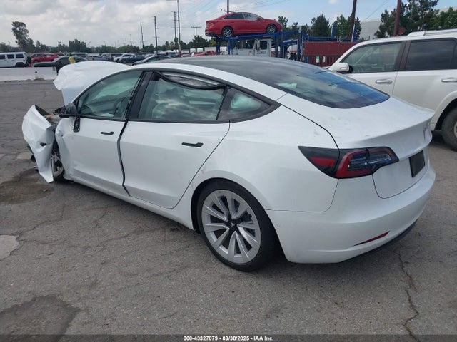 2021 TESLA MODEL 3 5YJ3E1EA6MF994408 Photo 2