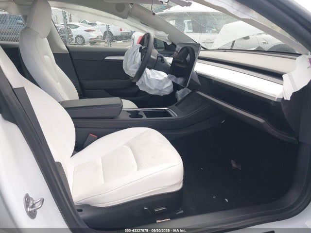 2021 TESLA MODEL 3 5YJ3E1EA6MF994408 Photo 4