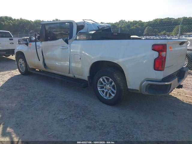 2023 CHEVROLET SILVERADO 1500 1GCUDDED3PZ253604 Photo 2