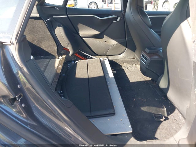 2017 TESLA MODEL S 5YJSA1E20HF229572 Photo 7