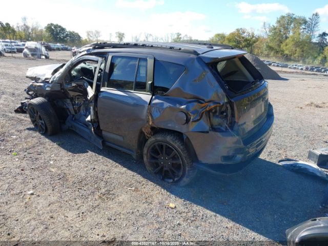 2015 JEEP COMPASS 1C4NJDBB4FD395374 Photo 2