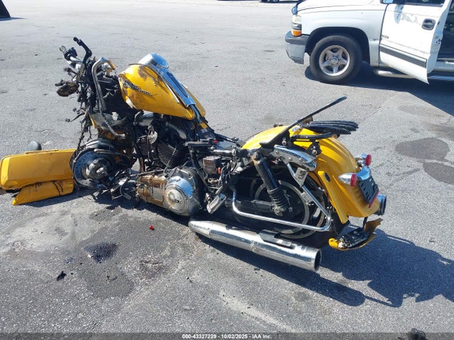 2013 HARLEY-DAVIDSON FLHX 1HD1KBM10DB602211 Photo 2