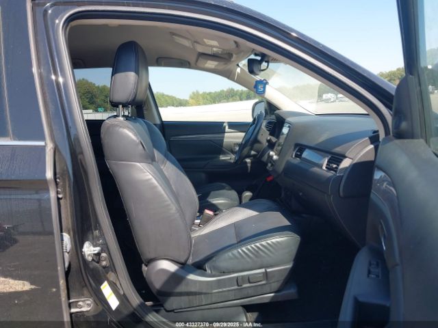 2020 MITSUBISHI OUTLANDER JA4AD3A37LZ029752 Photo 4